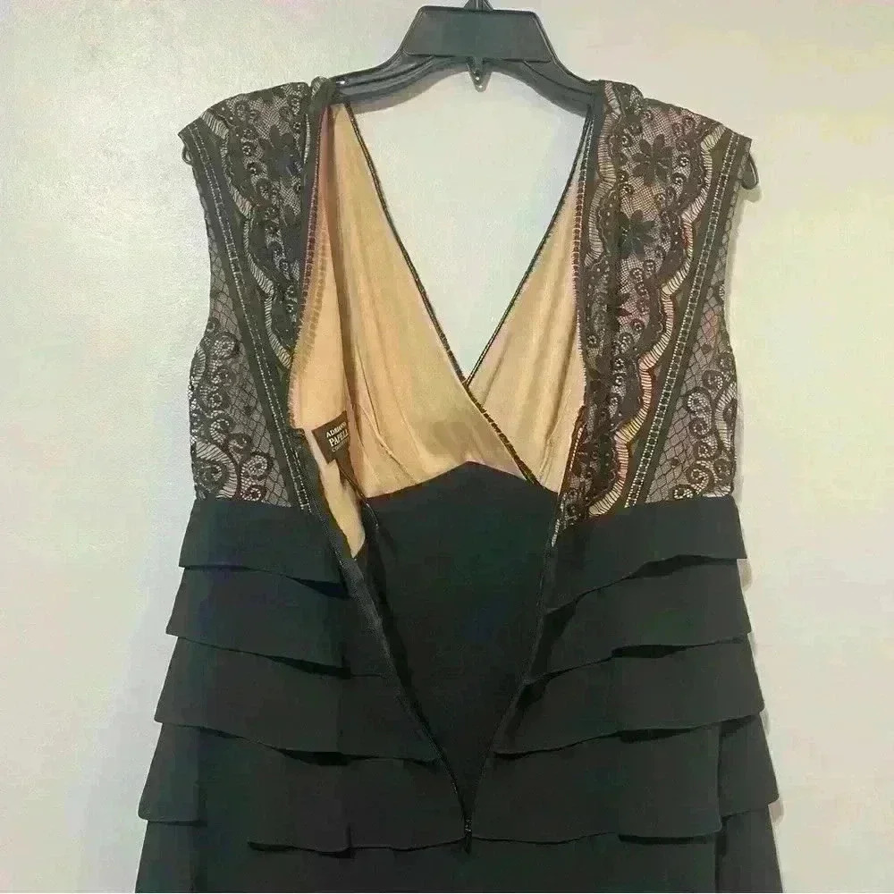 Women’s Adrianna Papell  Size 8 Black Lace & Ruffled V Neck Sheath Dress Party - Picture 3 of 8